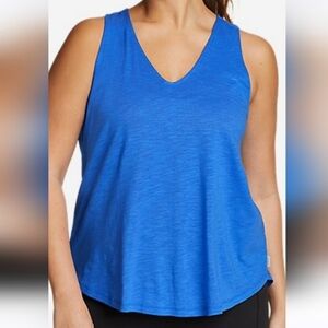 Eddie Bauer women's V-neck racerback relaxed fit blue tank top - size medium